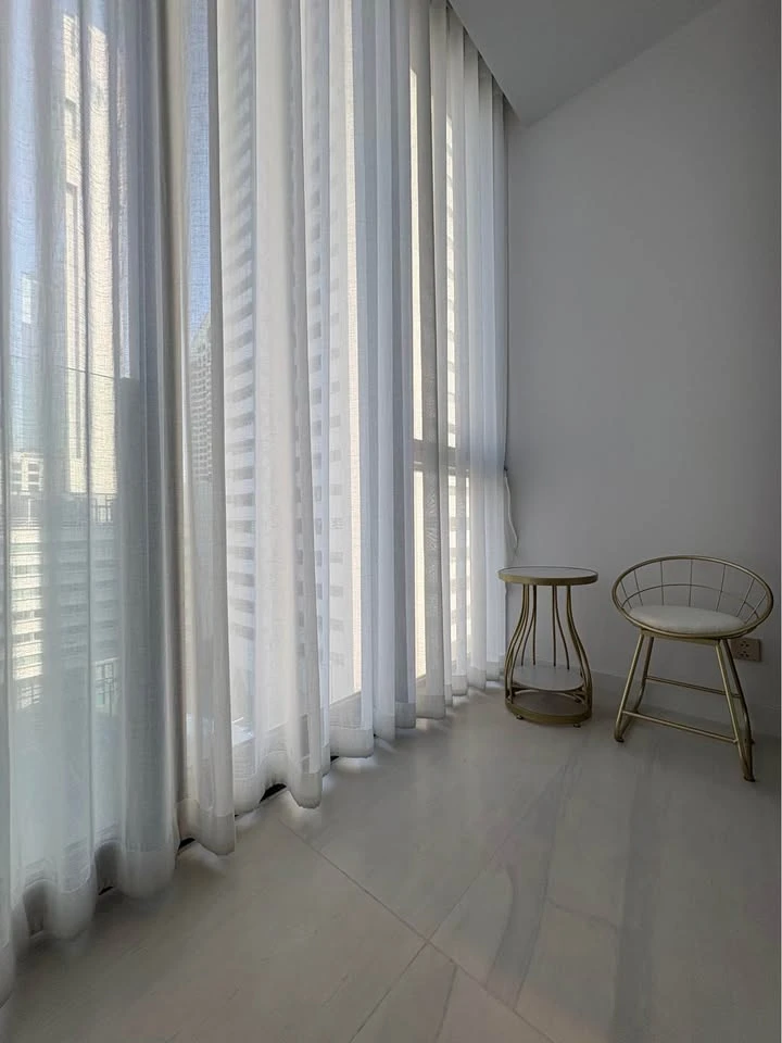 For rent: Supalai ICON Sathorn, spacious unit with high-quality built-in furniture. Don't miss out!