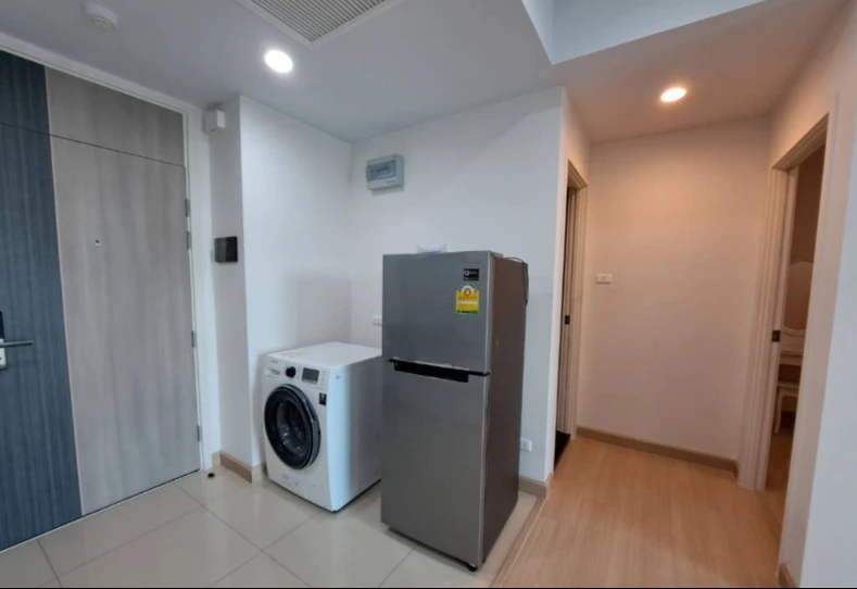 For rent: Supalai Lite @ Ratchada-Narathiwas-Sathorn, 25th floor. Nice, fully furnished unit. Book now!