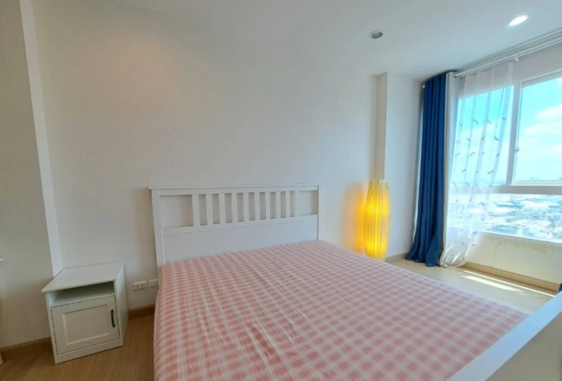 For rent: Supalai Lite @ Ratchada-Narathiwas-Sathorn, 25th floor. Nice, fully furnished unit. Book now!
