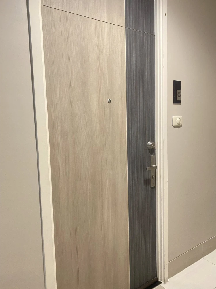 For rent: Supalai Lite @ Ratchada-Narathiwas-Sathorn, high floor unit, fully furnished, ready to move in. Just bring your suitcase! Book now before it