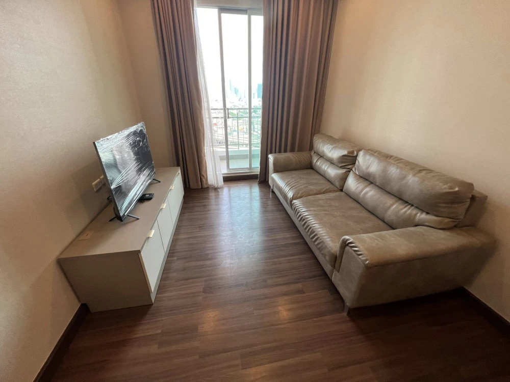 For rent Supalai Lite Sathorn Charoenrat 1 bedroom, 1 bathroom, plenty of usable space, beautiful view from high floor, reserve now!