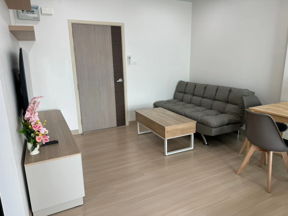 For rent: Supalai Loft @ Talat Phlu Station, 30th floor. Nice, fully furnished unit. Book now, don't wait!
