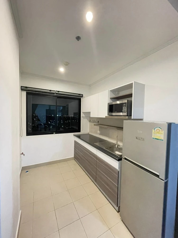 For rent Supalai Loft Chaeng Watthana comes with complete decoration. Book now. Don't miss it.