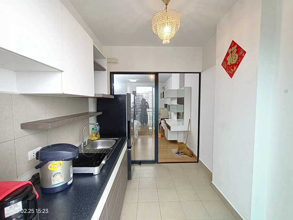 For rent: Supalai Loft Chaeng Watthana. Spacious and comfortable room, fully furnished. Book now before it's too late!