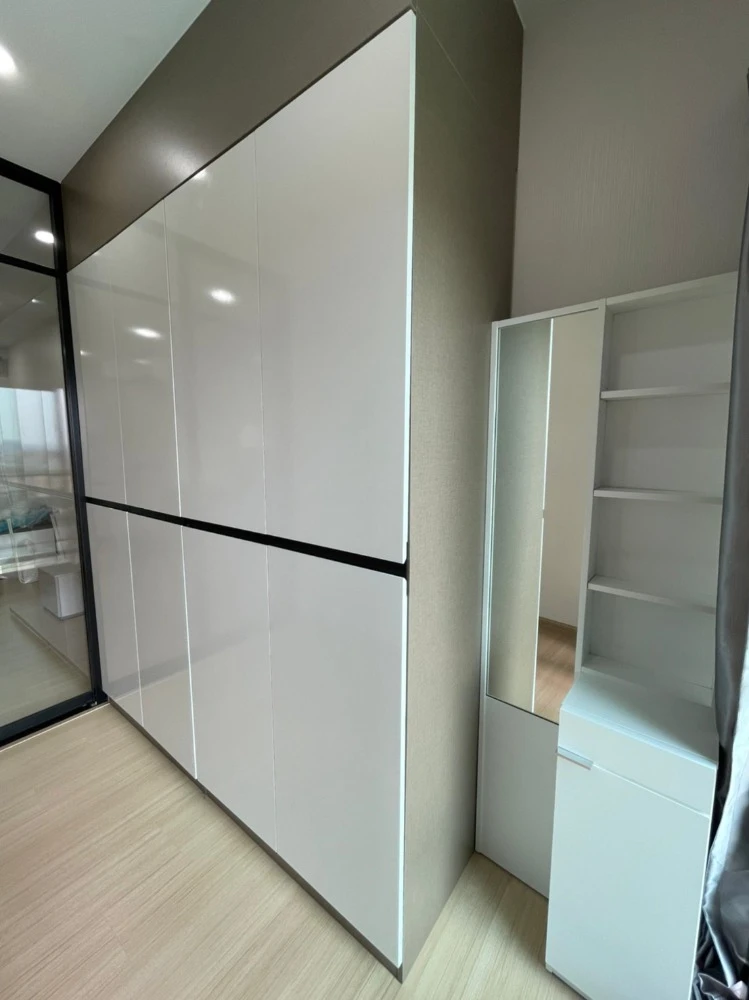 For rent: Supalai Loft Prajadhipok-Wongwian Yai, 10th floor, pool view, fully furnished, ready to move in. Reserve now!