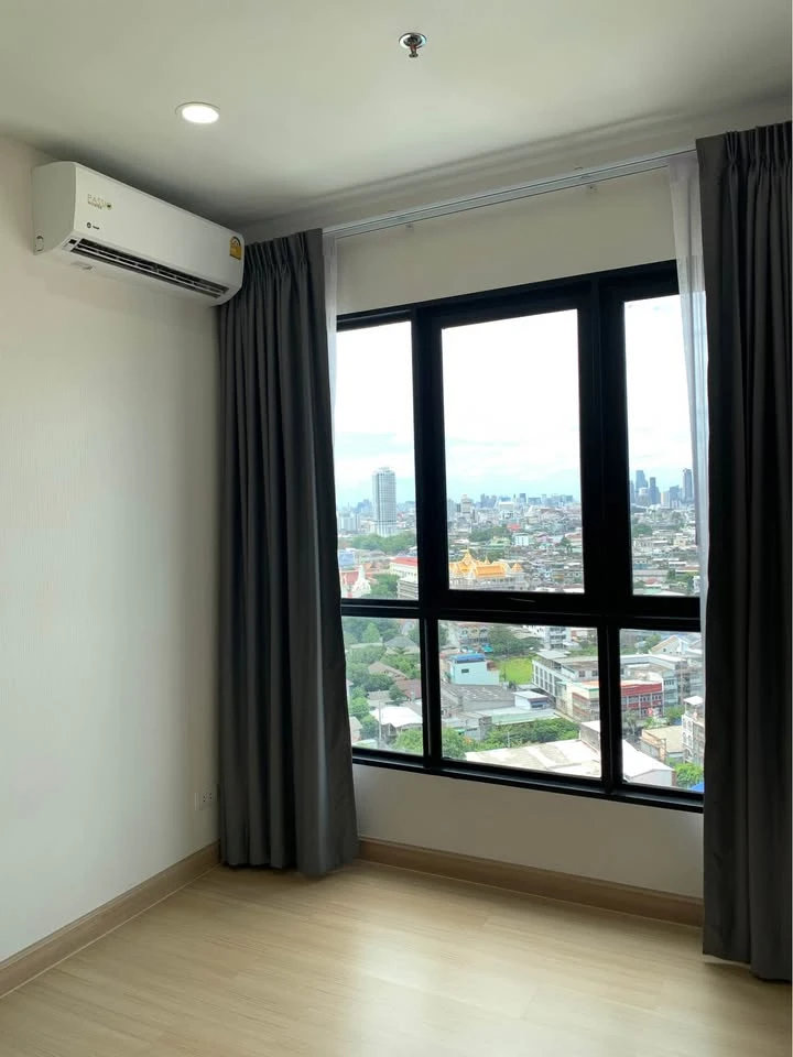 For rent Supalai Loft Prajadhipok-Wongwian Yai, corner room with privacy, 18th floor, Icon Siam view, book now