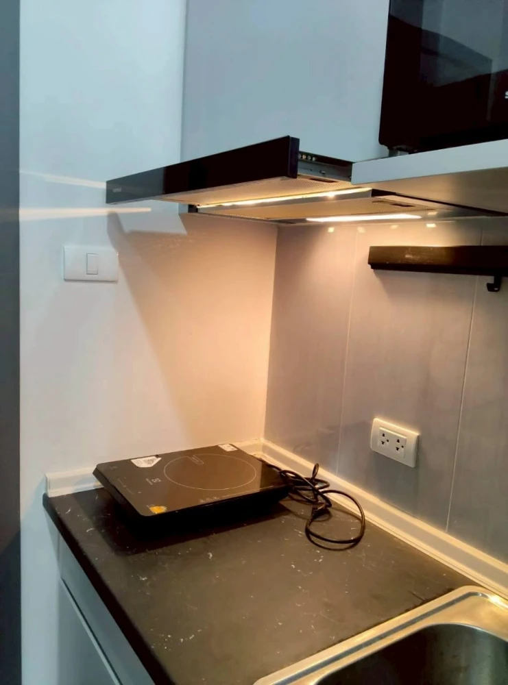 For rent: Supalai Loft Sathorn-Ratchaphruek, high floor unit, great view, fully furnished. Just bring your belongings and move in!