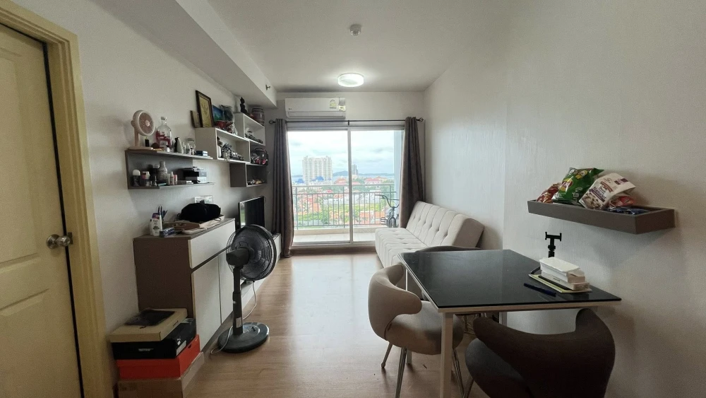 For rent: Supalai Mare Pattaya, 1 bedroom, 1 bathroom, spacious living area, great location, beautiful view. Book now!