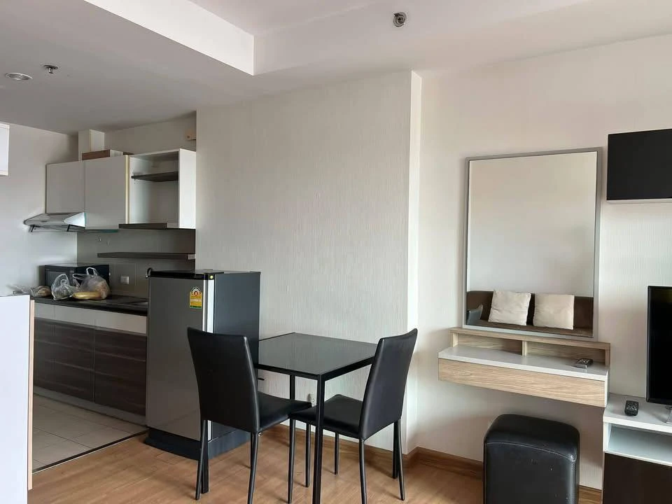 For rent: Supalai Mare Pattaya, sea view, fully furnished, ready to move in. Book now! Don't miss out!