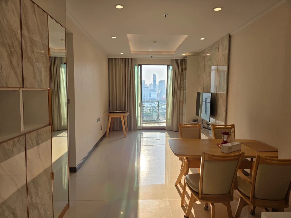 For rent: Supalai Oriental Sukhumvit 39, 2 spacious bedrooms, fully furnished with appliances. Don't miss out!