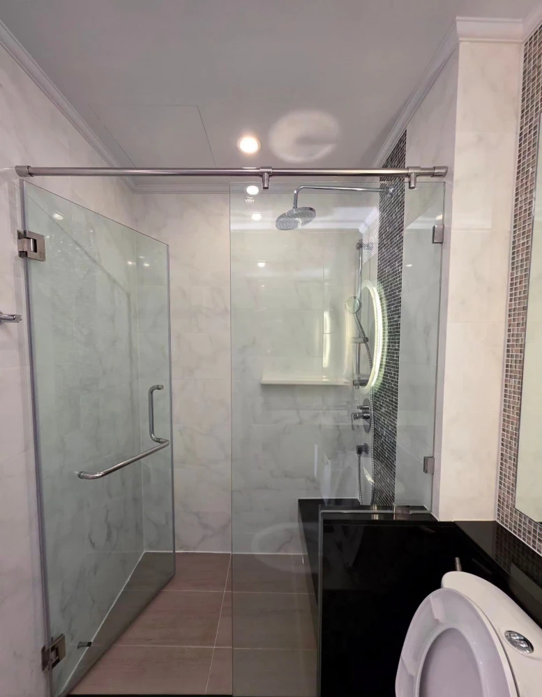 For rent: Supalai Oriental Sukhumvit 39, 2 spacious bedrooms, fully furnished with appliances. Don't miss out!