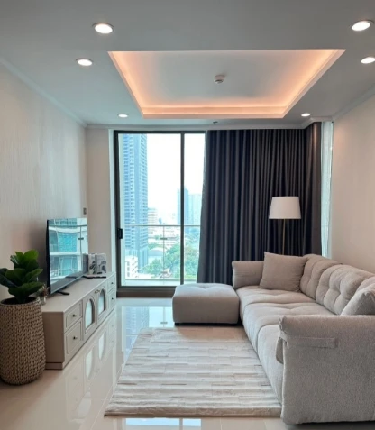 For Rent: Supalai Oriental Sukhumvit 39, 19th floor. Fully furnished and inviting—book now if interested.