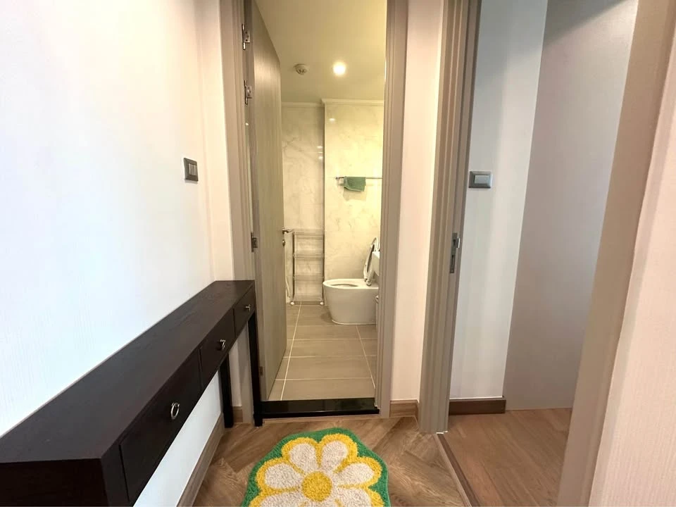 Supalai Oriental Sukhumvit 39 for rent, spacious room with lots of usable space, decorated in a controlled tone, fully furnished, reserve now!