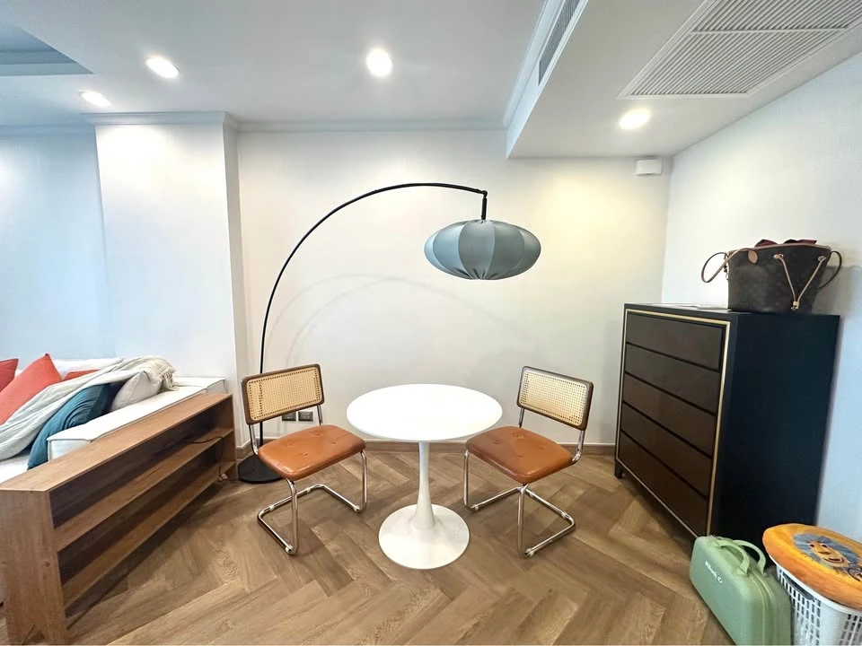 Supalai Oriental Sukhumvit 39 for rent, spacious room with lots of usable space, decorated in a controlled tone, fully furnished, reserve now!