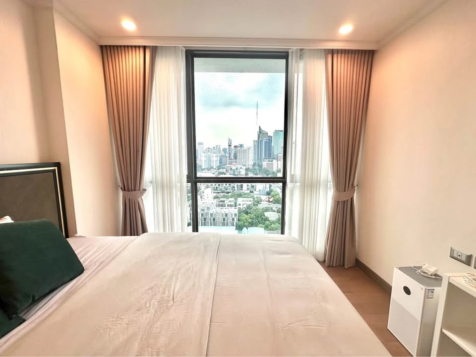 Supalai Oriental Sukhumvit 39 for rent, spacious room with lots of usable space, decorated in a controlled tone, fully furnished, reserve now!