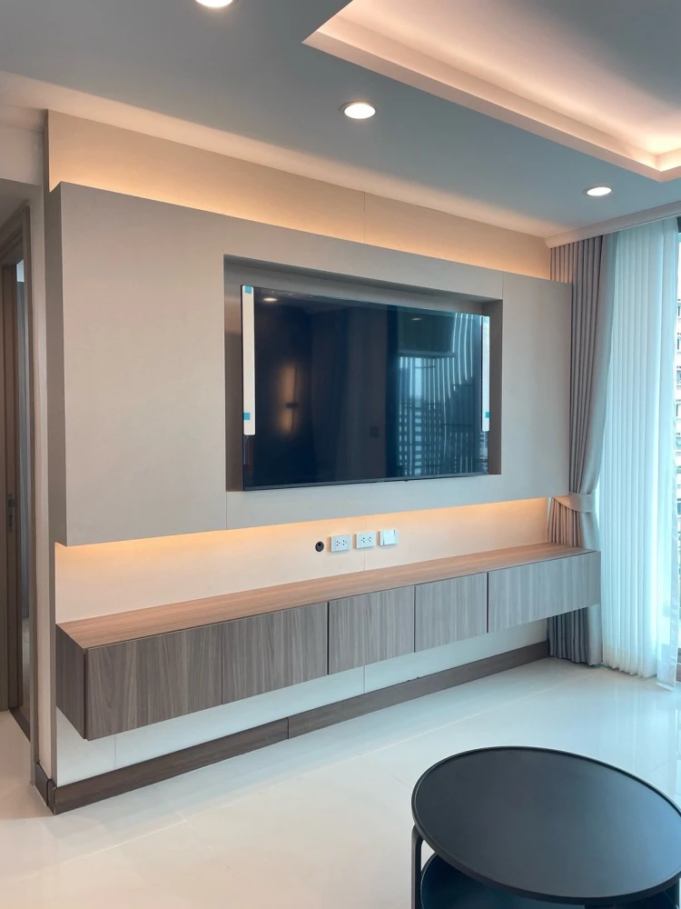 For rent: Supalai Oriental Sukhumvit 39, fully furnished with modern luxury decor and stunning Sukhumvit road views. All appliances included. Don't mi