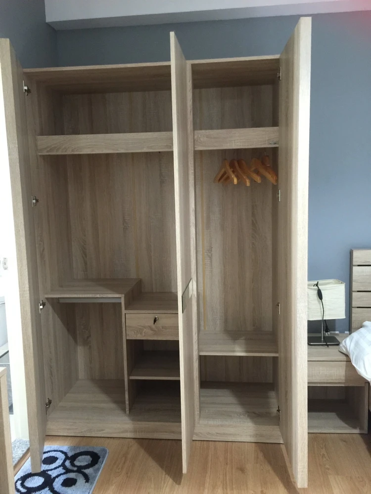 For rent: Supalai Park Ekkamai-Thonglor. Nice unit on a high floor with good ventilation. Fully furnished and equipped with appliances. Book now!