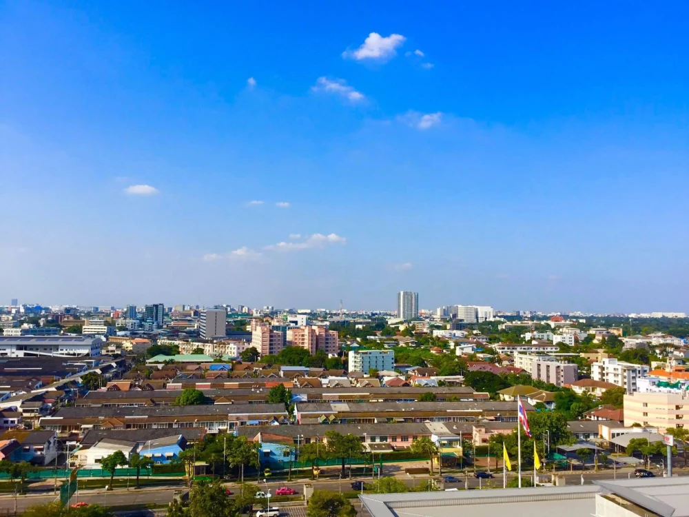 For rent Supalai Park Kaset, 14th floor, lots of usable space, with a clear city view, move in now, don't hesitate.