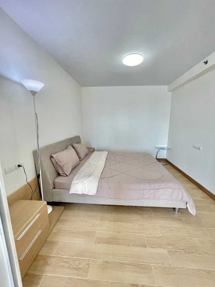 For rent Supalai Park Kaset, 14th floor, lots of usable space, with a clear city view, move in now, don't hesitate.