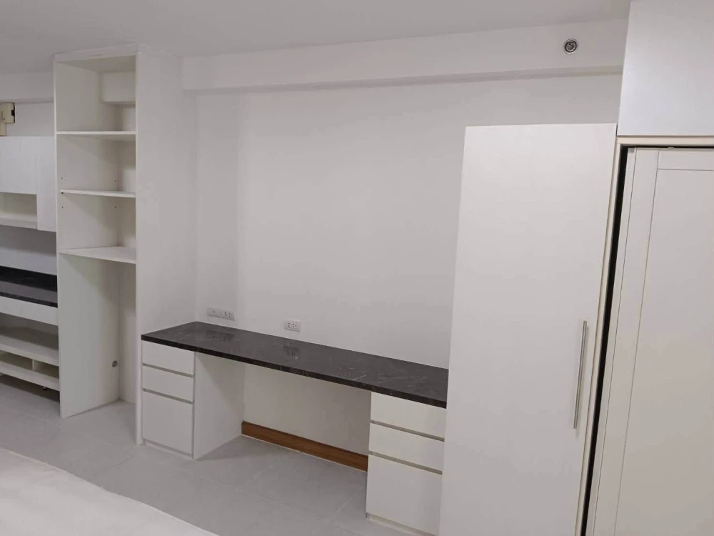 For rent: Supalai Park Kaset, a nice condo with high-quality built-in furniture, convenient transportation. Book now!