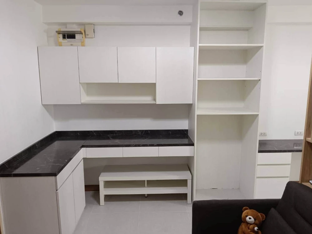 For rent: Supalai Park Kaset, a nice condo with high-quality built-in furniture, convenient transportation. Book now!