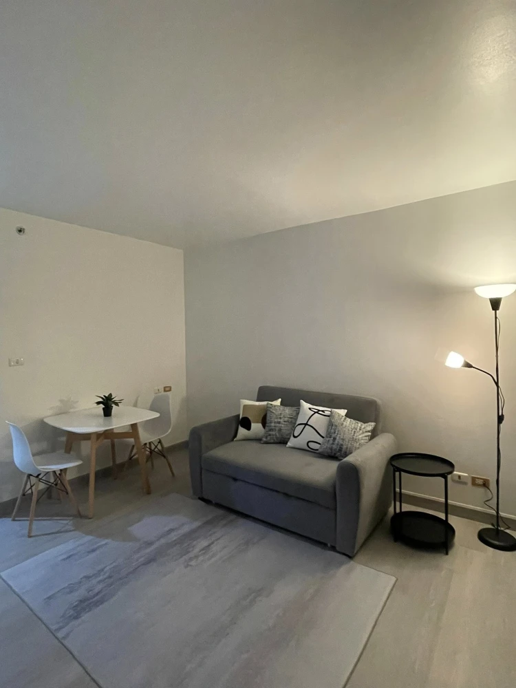 For rent: Supalai Park Paholyothin 21, fully furnished apartment, ready to move in, low floor. Book now, don't miss out!!