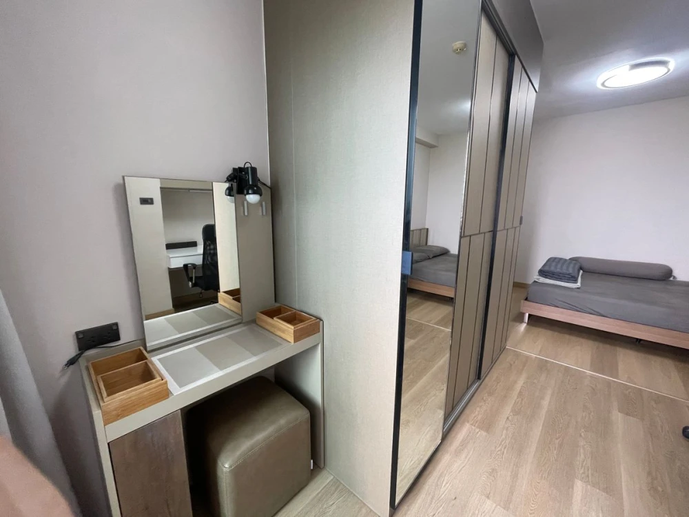 For sale or rent: Supalai Park Ratchapruek-Phetkasem, 29th floor, pool view, fully furnished, nice to live in, reserve now, urgent!