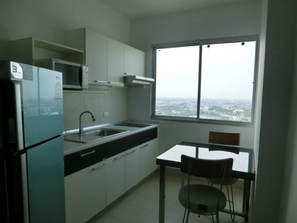 For rent Supalai Park Ratchapruek-Phetkasem, 32nd floor, fully furnished, nice room, reserve now.