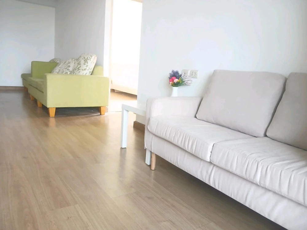 For rent: Supalai Park Srinakarin, 11th floor, corner unit, fully furnished. Book now! (Hurry!)