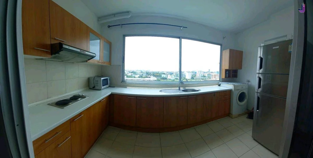 For rent: Supalai Park Srinakarin, 11th floor, corner unit, fully furnished. Book now! (Hurry!)