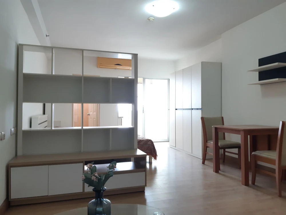 For rent Supalai Park Srinakarin, 15th floor, fully furnished room, ready to move in. Interested, book now, don't wait.