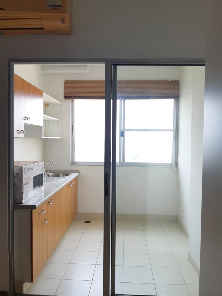 For rent Supalai Park Srinakarin, 15th floor, fully furnished room, ready to move in. Interested, book now, don't wait.