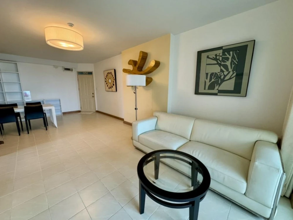 For rent: Supalai Park Srinakarin, 8th floor. Beautiful, comfortable, fully furnished unit. Book now! Don't miss out!