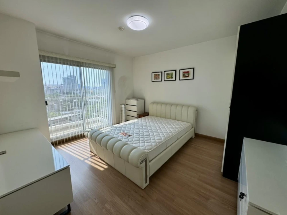 For rent: Supalai Park Srinakarin, 8th floor. Beautiful, comfortable, fully furnished unit. Book now! Don't miss out!