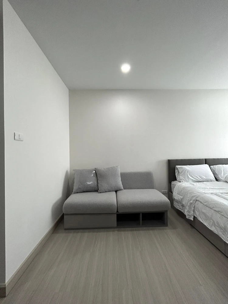 For rent: Supalai Park Yaekfaichai, 11th floor, fully furnished. Book now! (Quickly!)