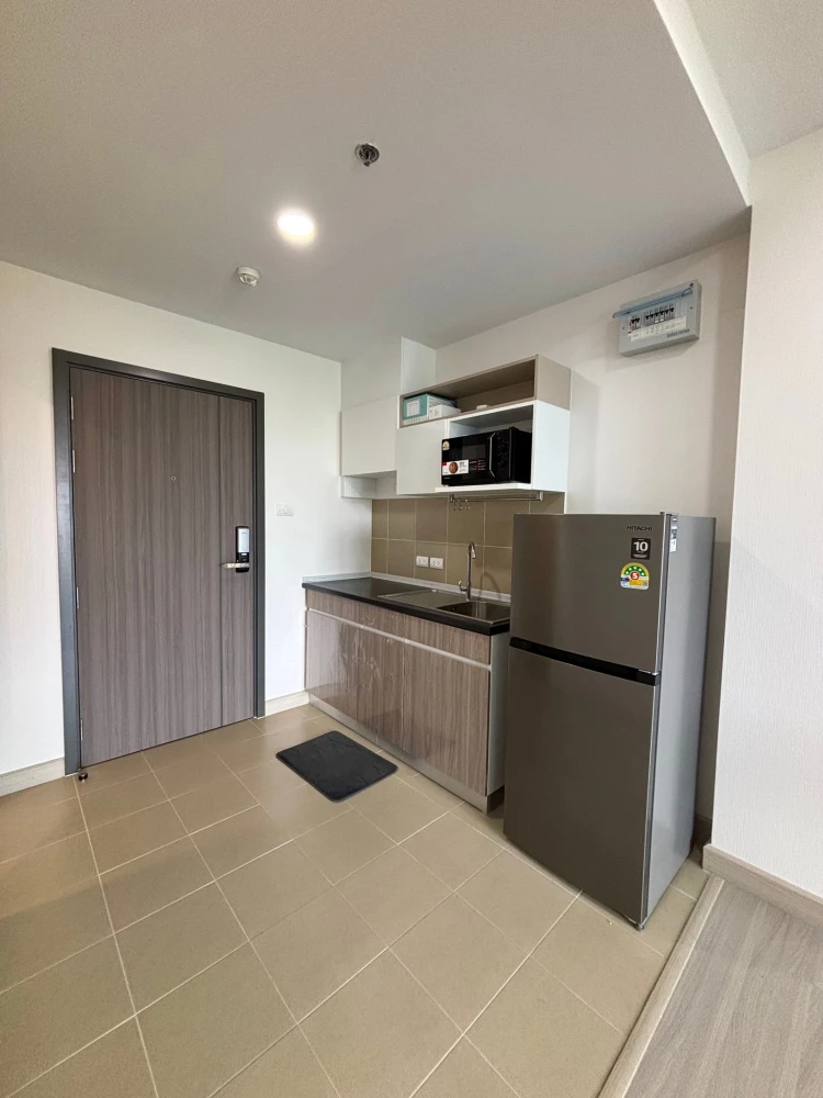 For rent: Supalai Park Yaekfaichai, 6th floor, fully furnished, very livable. Book now!