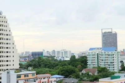 For rent Supalai Park Phahon Yothin 21, large room 43 sq m., clean, northern view, no buildings blocking, ready to move in.
