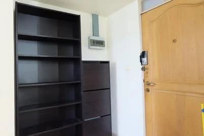 For rent Supalai Park Phahon Yothin 21, large room 43 sq m., clean, northern view, no buildings blocking, ready to move in.