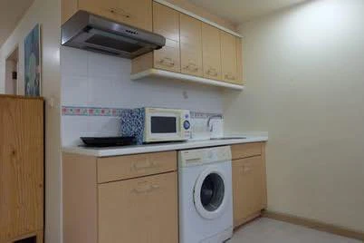 For rent Supalai Park Phahon Yothin 21, large room 43 sq m., clean, northern view, no buildings blocking, ready to move in.