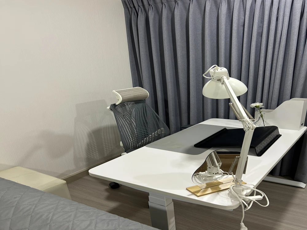 Supalai Park, Fai Chai Intersection, for rent, separate room, furniture + electrical appliances, ready to move in immediately.