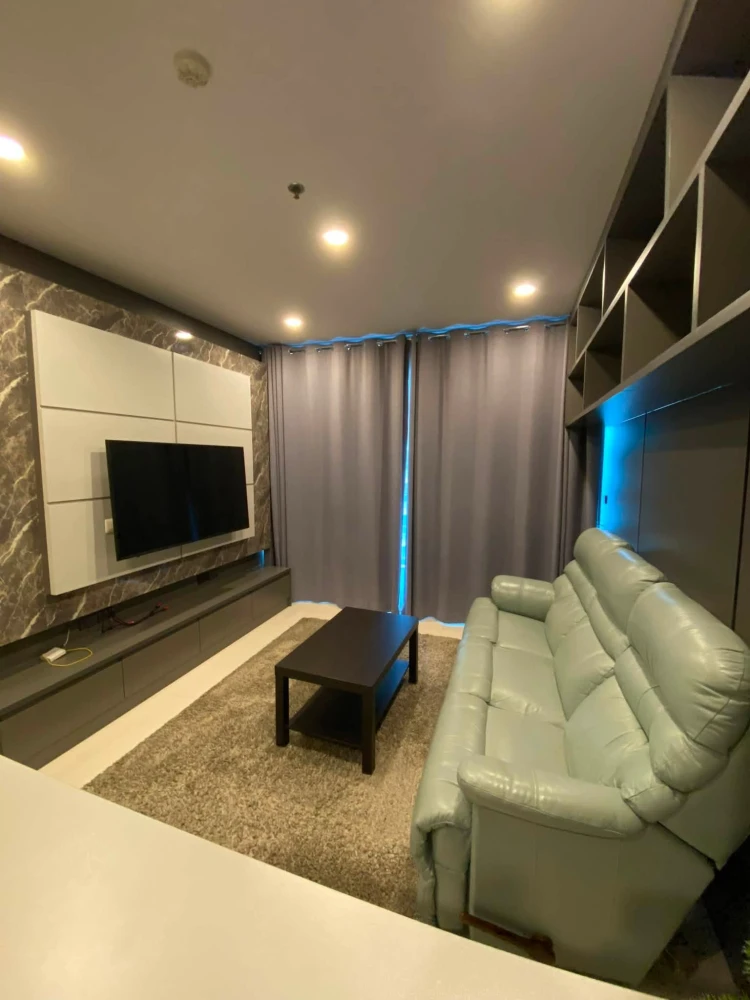 For rent: Supalai Premier Charoen Nakhon 2 bedrooms, fully furnished, ready to move in. Book now!