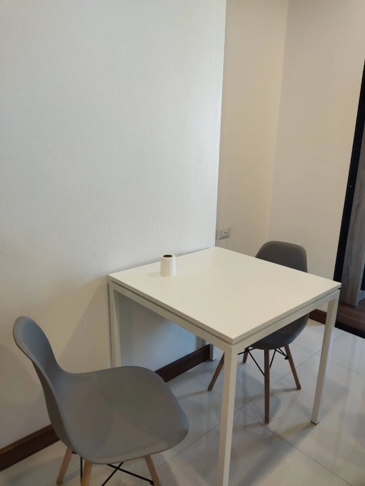 For Rent: Supalai Premier Charoen Nakhon, 12th floor. Fully furnished and ready to move in—book now!