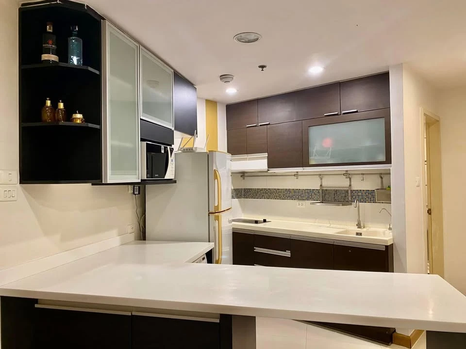 For rent Supalai Premier Narathiwas-Sathorn, beautiful city view, fully furnished, fully furnished, bring your bags and move in immediately.
