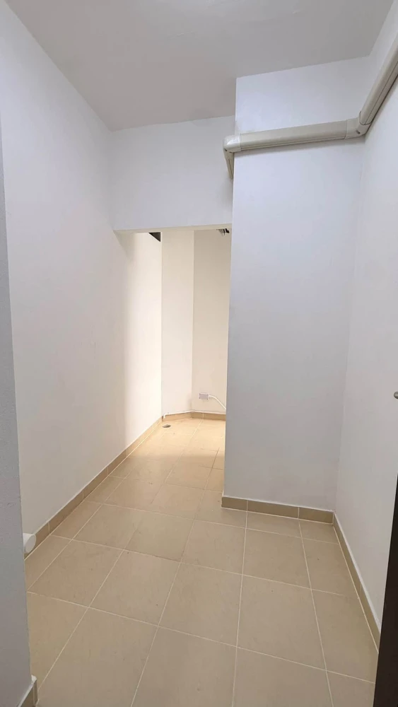 For Rent: Supalai Premier Place Asoke. Spacious unit with ample living space and full facilities. Book now!