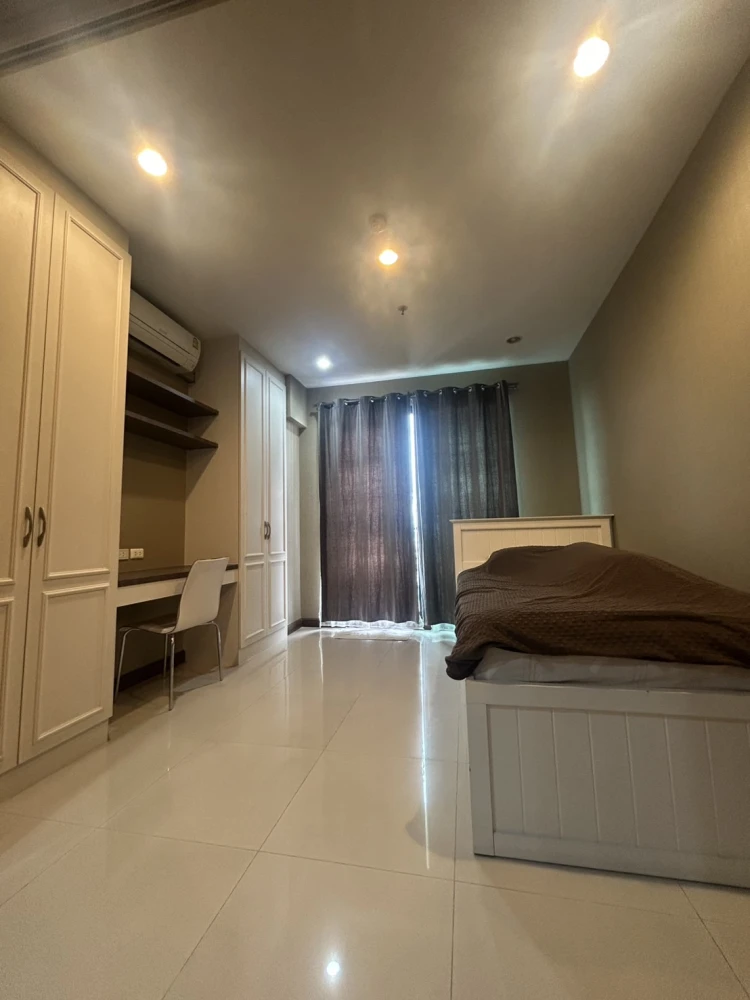Supalai Premier Ratchathewi for rent, spacious room with plenty of usable space, fully furnished, just bring your bags and move in!