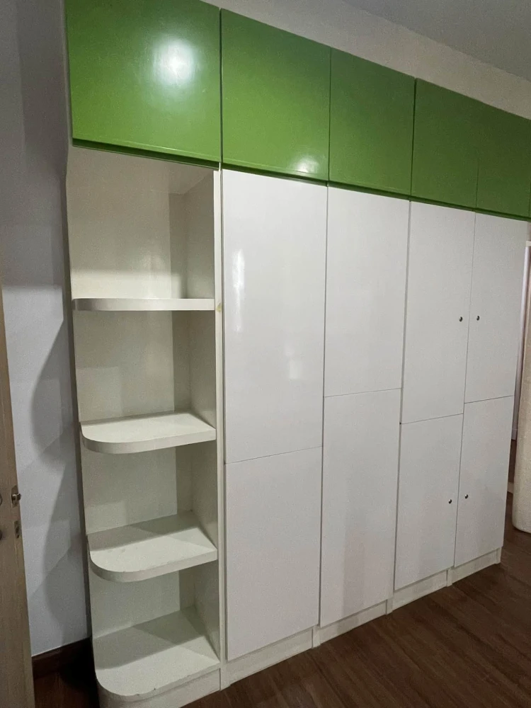 For rent: Supalai Premier Ratchathewi. Spacious room with ample living space and complete amenities. Book now!