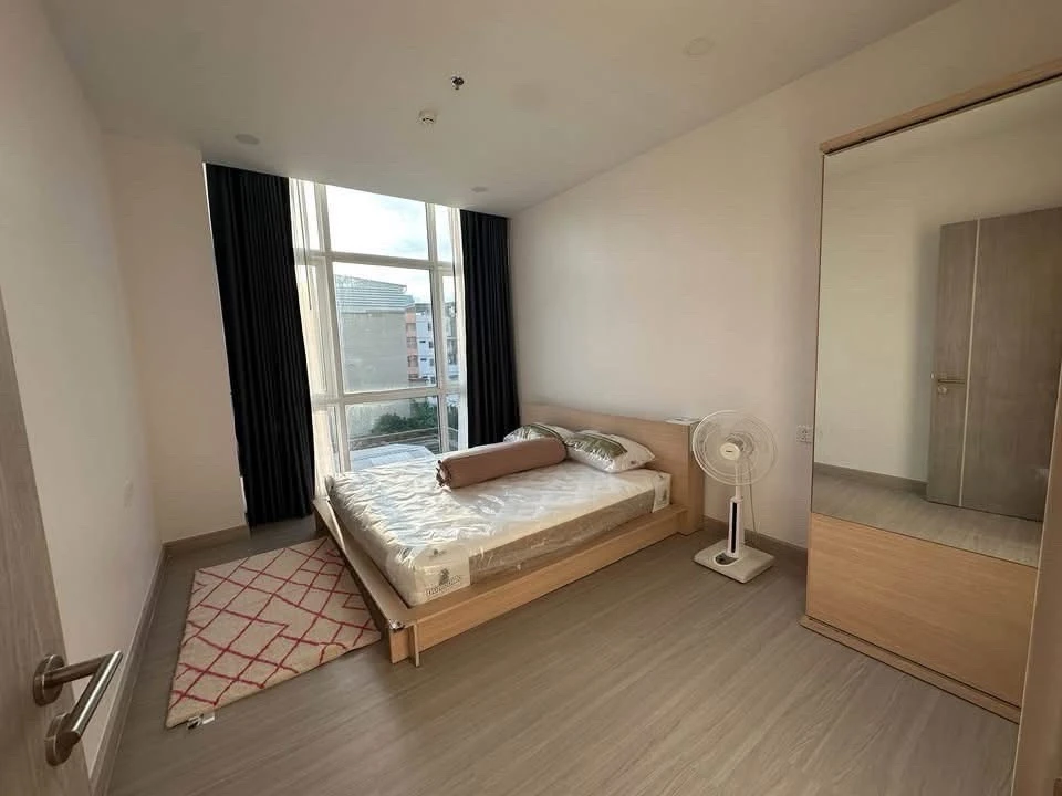 For rent: Fully furnished unit at Supalai Premier Si Phraya-Samyan, located on the 3rd floor. Book now—don’t miss out!