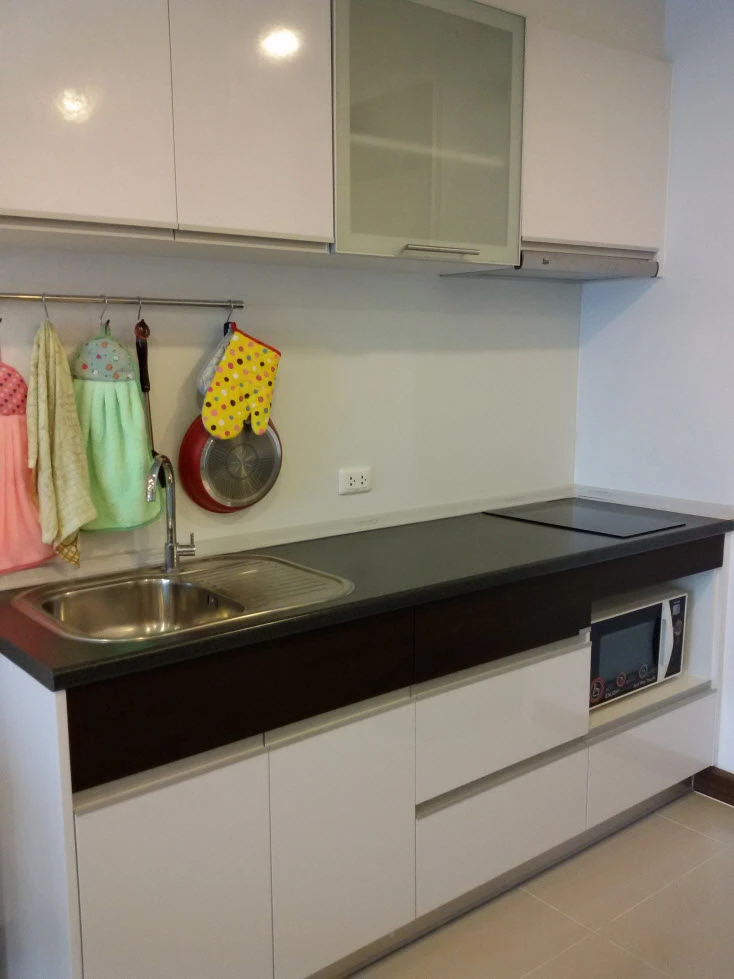 Supalai Premiere @ Asoke for rent, 1 bedroom, 1 bathroom, plenty of usable space, comes fully furnished, just bring your bags and move in!