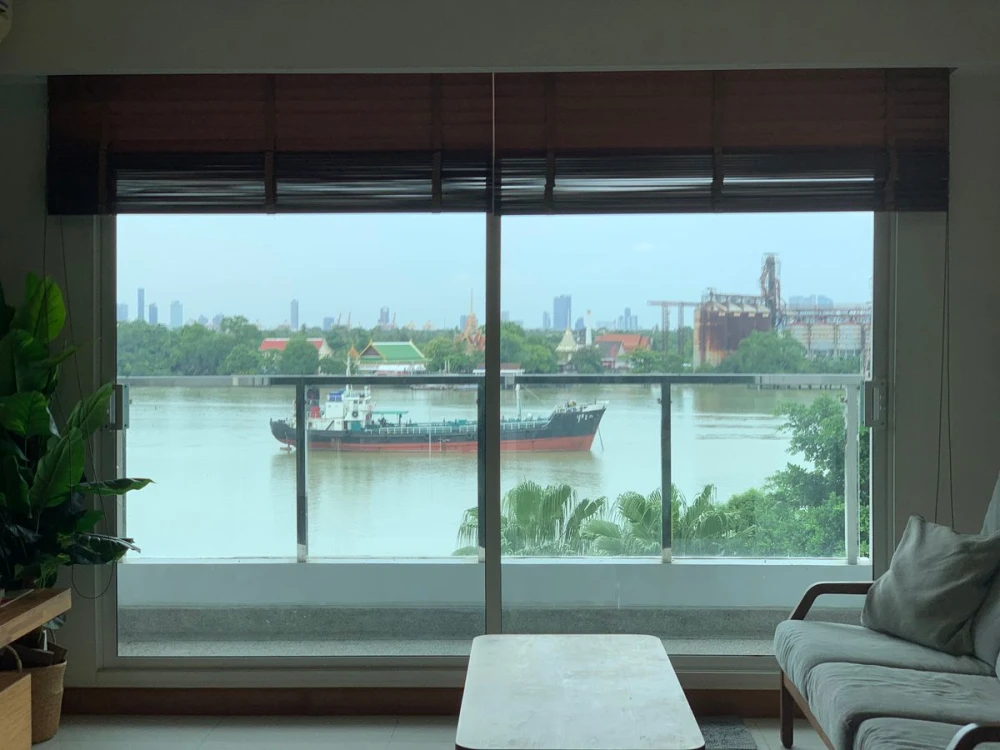 For rent: Supalai Prima Riva 2 bedrooms, great view, fully furnished. Book now!