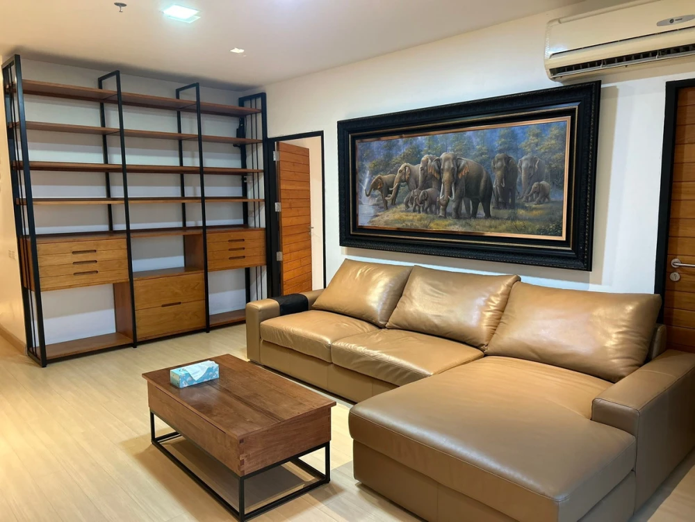 3-bedroom unit for rent at Supalai Prima Riva—fully furnished. Book now if interested.